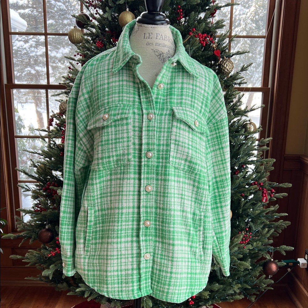 Forever 21 Green Plaid Button Shirt Jacket Shacket pearl buttons women’s medium